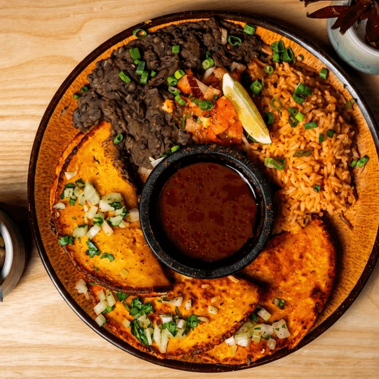 Savor Our Lunch Offerings